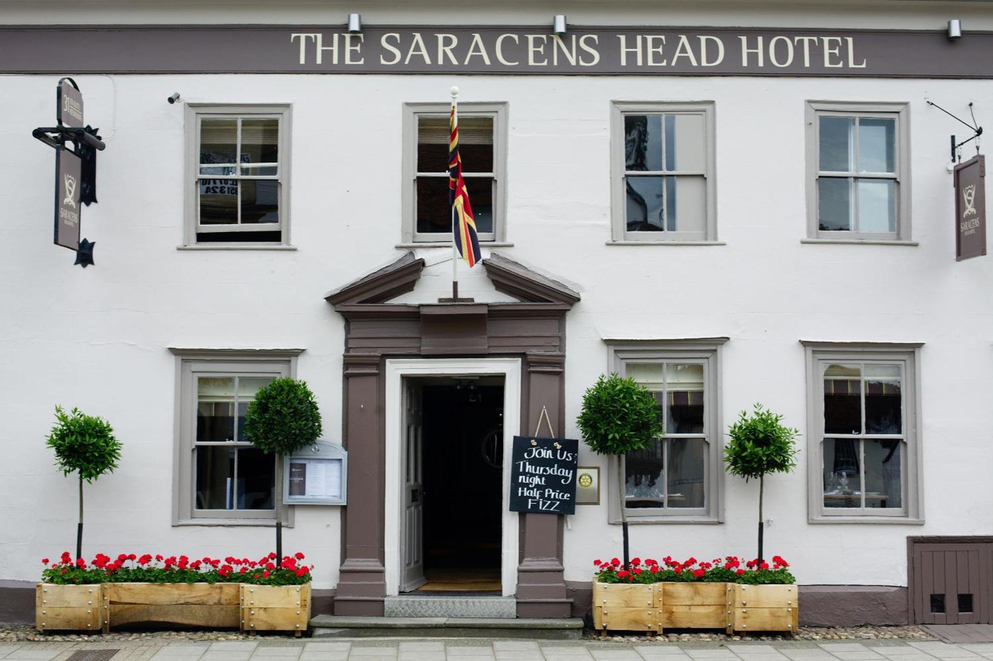 The Saracens Head Hotel Great Dunmow Exteriér fotografie