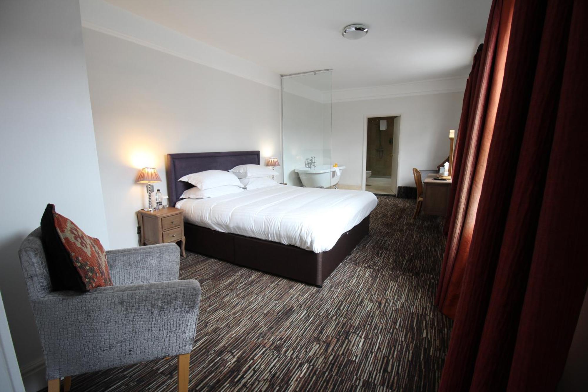 The Saracens Head Hotel Great Dunmow Exteriér fotografie