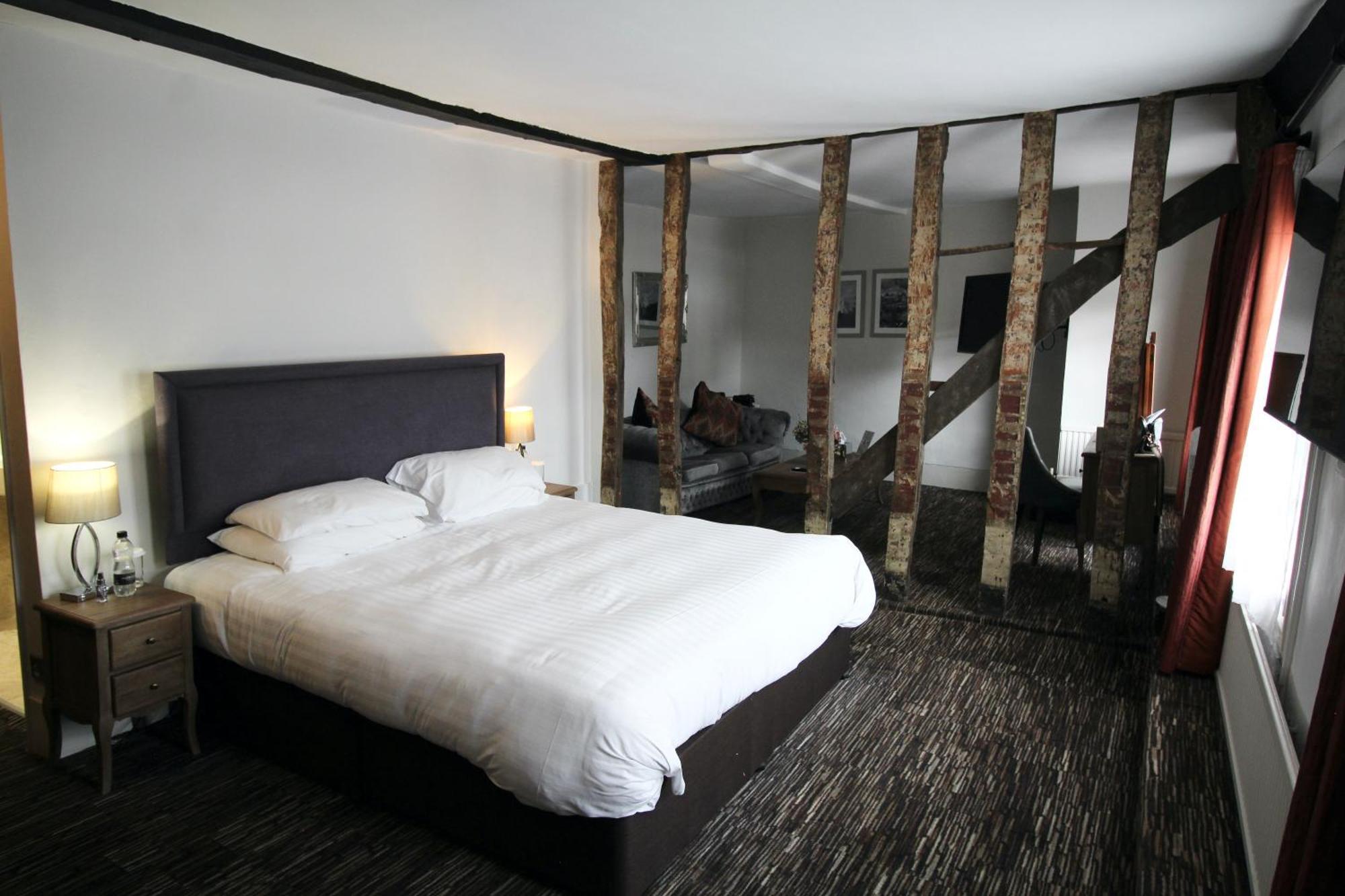 The Saracens Head Hotel Great Dunmow Exteriér fotografie
