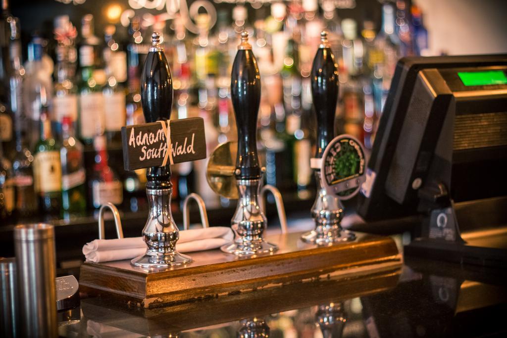 The Saracens Head Hotel Great Dunmow Exteriér fotografie