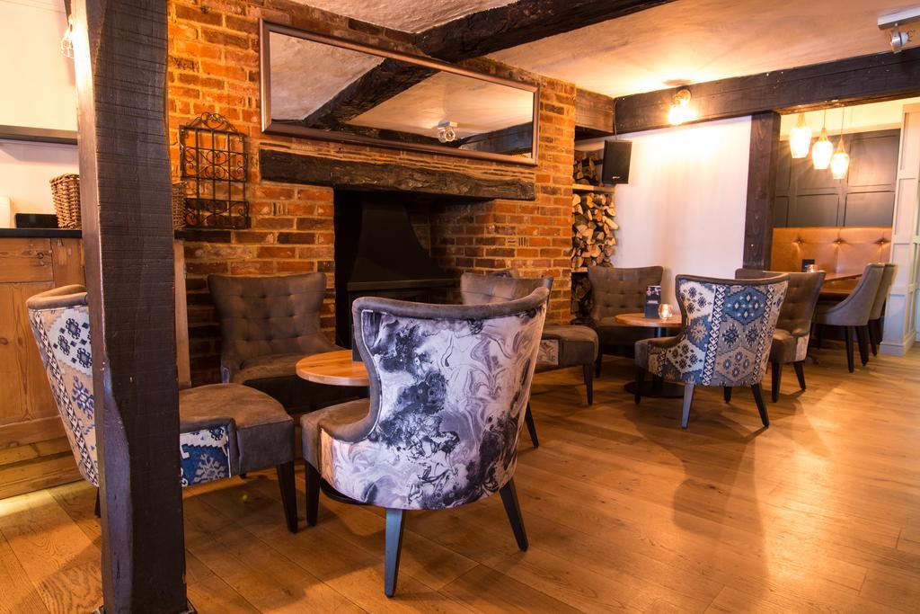The Saracens Head Hotel Great Dunmow Exteriér fotografie