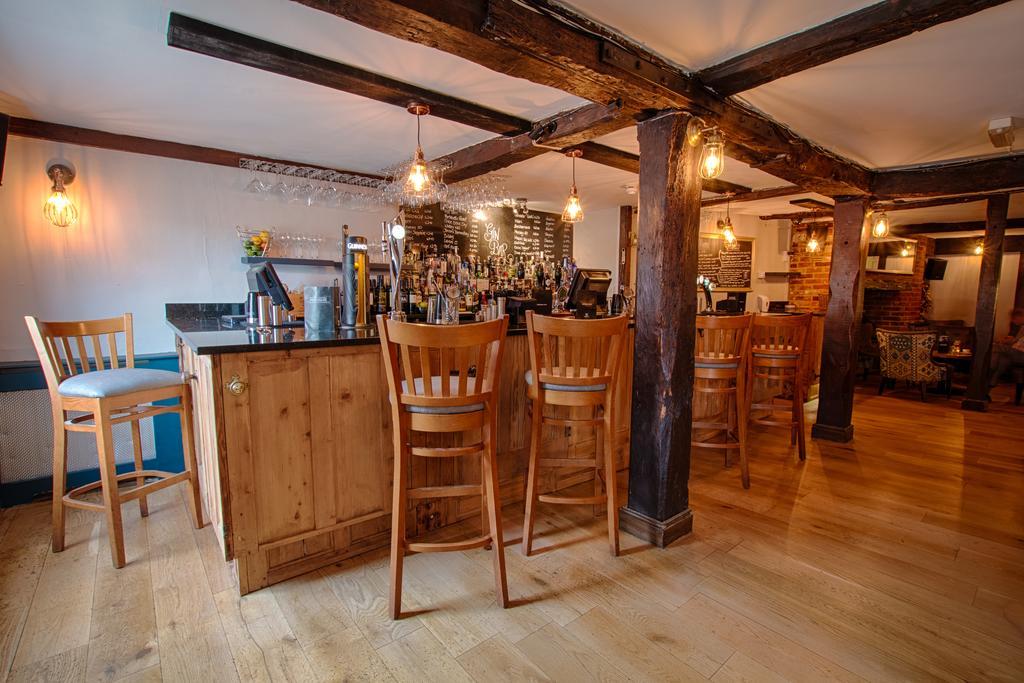 The Saracens Head Hotel Great Dunmow Exteriér fotografie