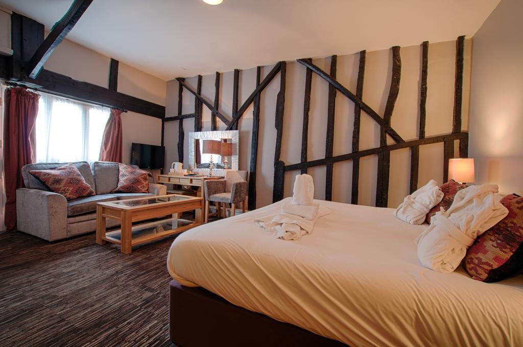 The Saracens Head Hotel Great Dunmow Exteriér fotografie