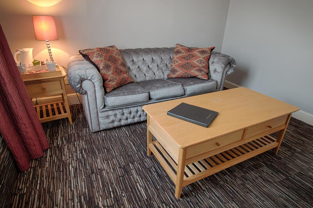 The Saracens Head Hotel Great Dunmow Exteriér fotografie