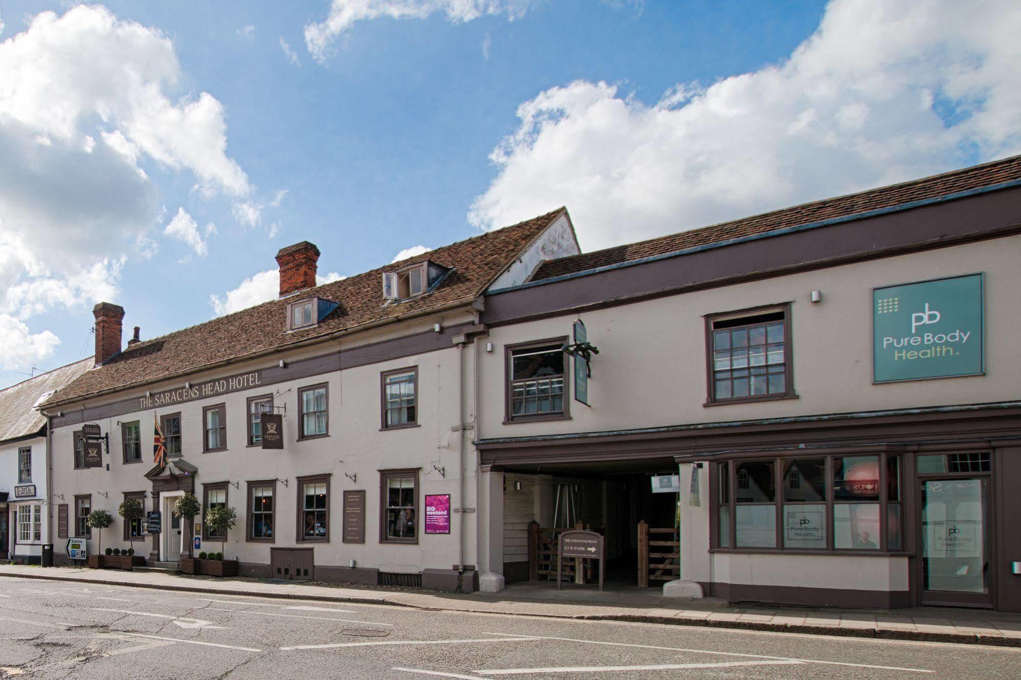 The Saracens Head Hotel Great Dunmow Exteriér fotografie